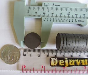 Ferrite Coin Hitam d20x3mm